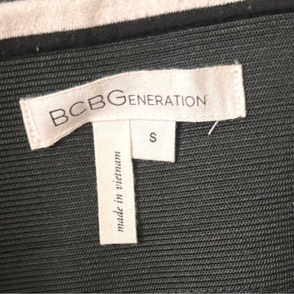 BCBG striped black and white mini skirt size small - Picture 2 of 4